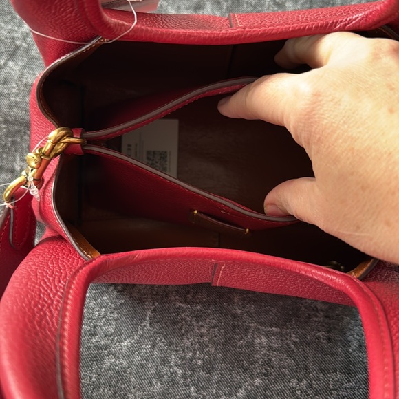 Coach Lana 23 red leather gold hardware nwt - Picture 10 of 11